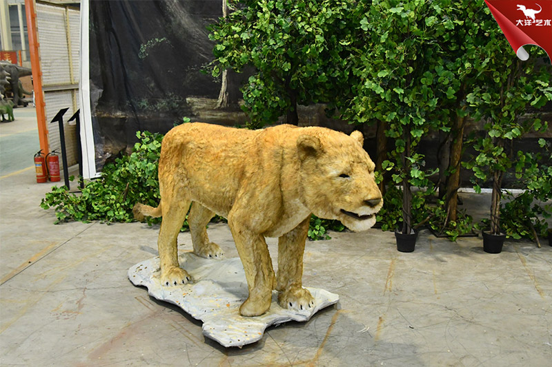 仿真動(dòng)物模型-洞獅