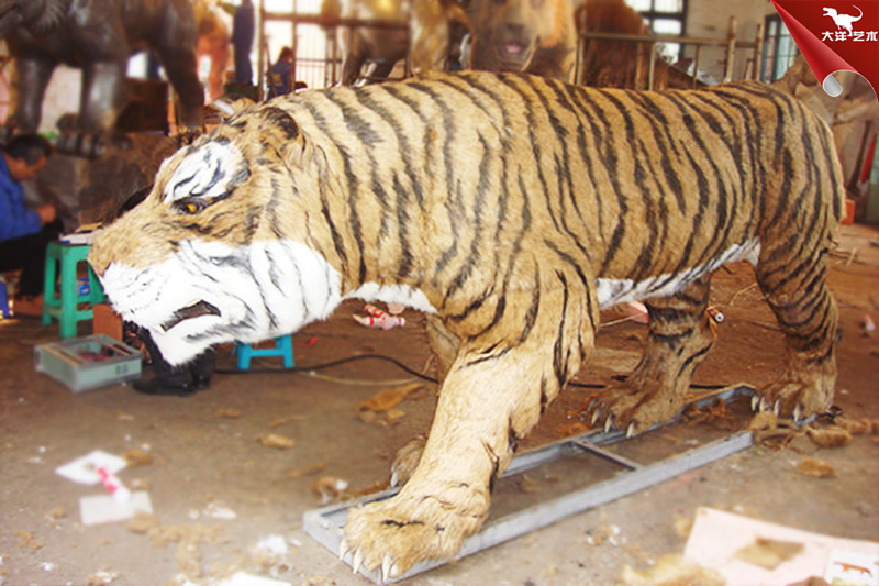 仿真老虎，景區(qū)動(dòng)物園仿真老虎模型